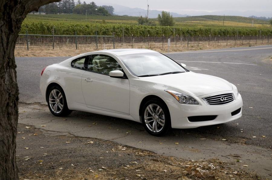  Infiniti G37x Coupe 2009 года  (фото 5 из 16)